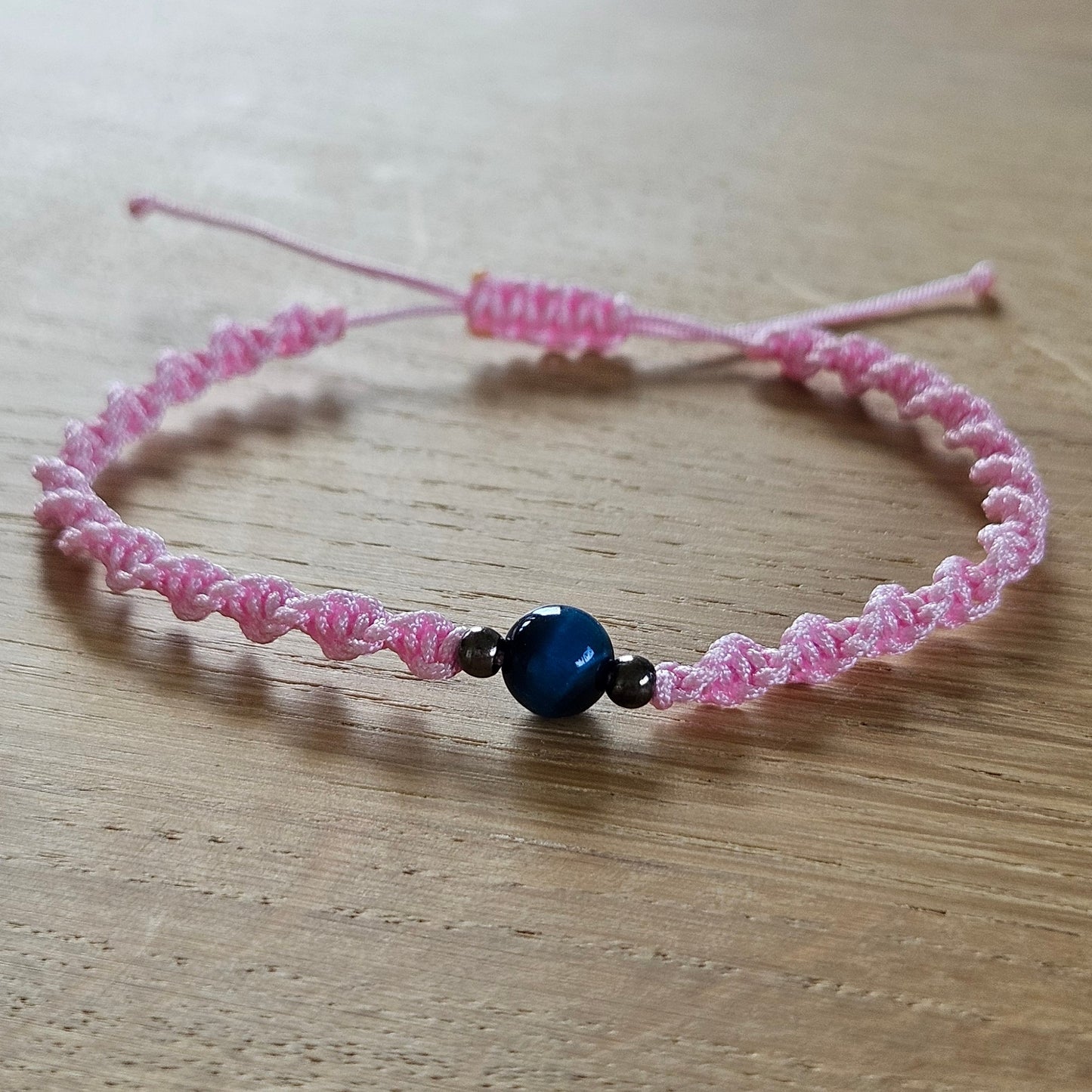 Makramee-Armband – Twist - Tigerauge blau