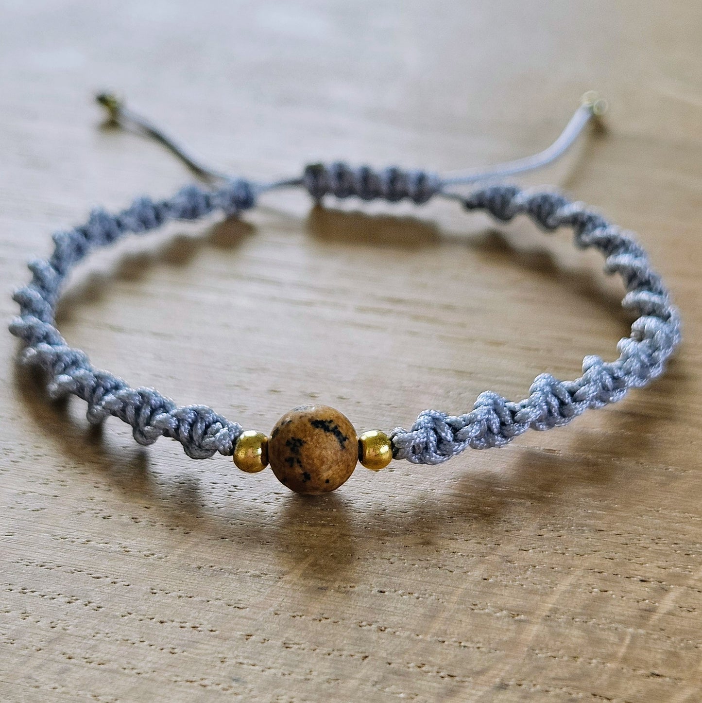 Makramee-Armband – Twist - Dalmatiner Jaspis braun